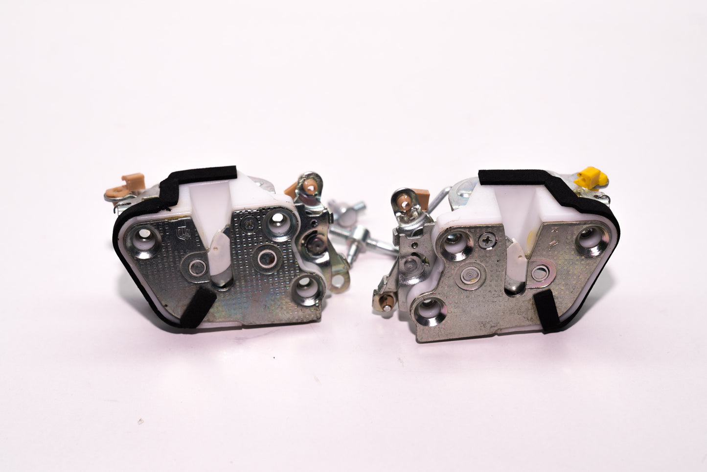 Front Door Latch Assembly Set