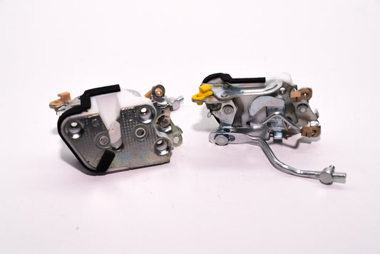 Front Door Latch Assembly Set